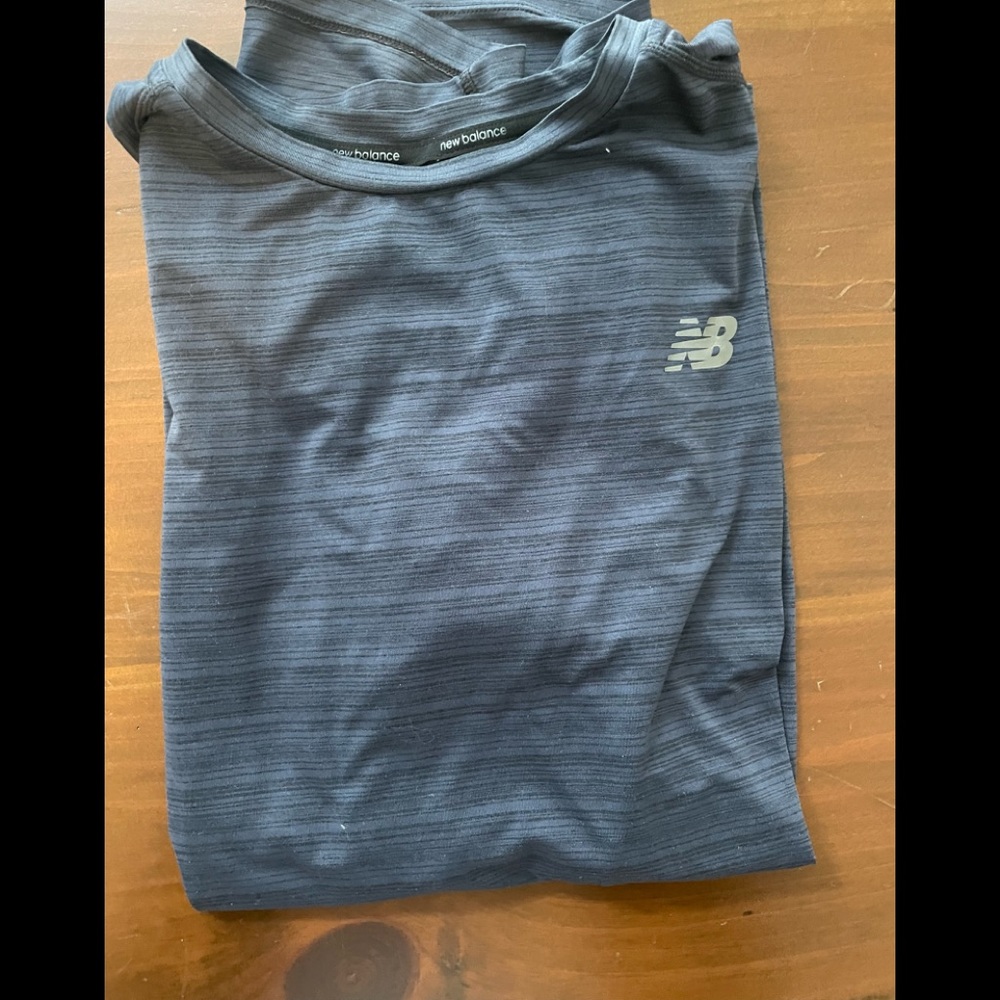 New Balance Mens Workout Tee NAVY color